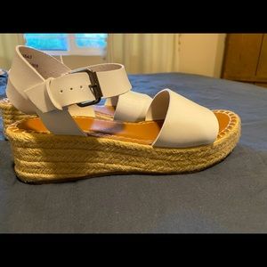 NWOT Espadrilles Sandals